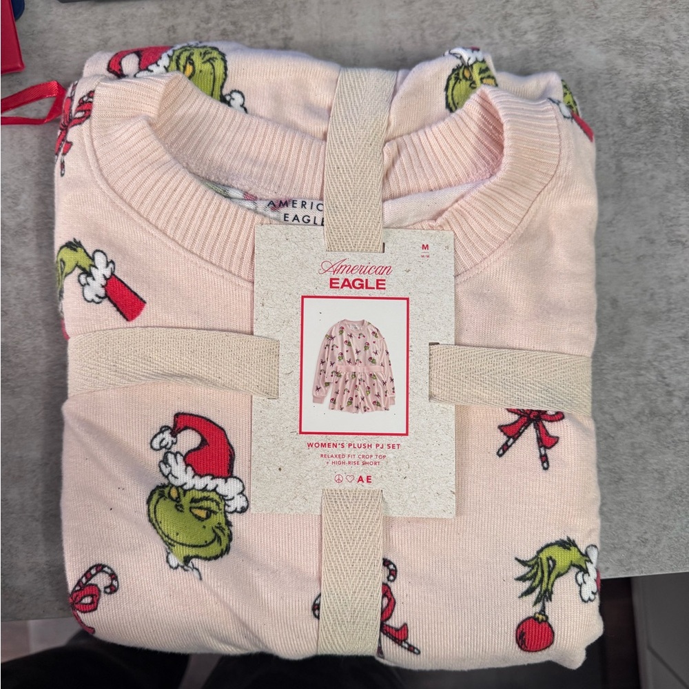 American Eagle Light Pink Grinch Pajama Set